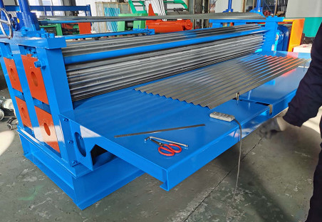 Wave Style Sheet Roll Forming Machine Galvanized Steel Material 60m / Min Working Speed